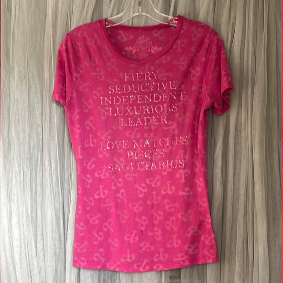 ⭐️ Express Aries tee barbiecore pink short sleeve crew neck women size M